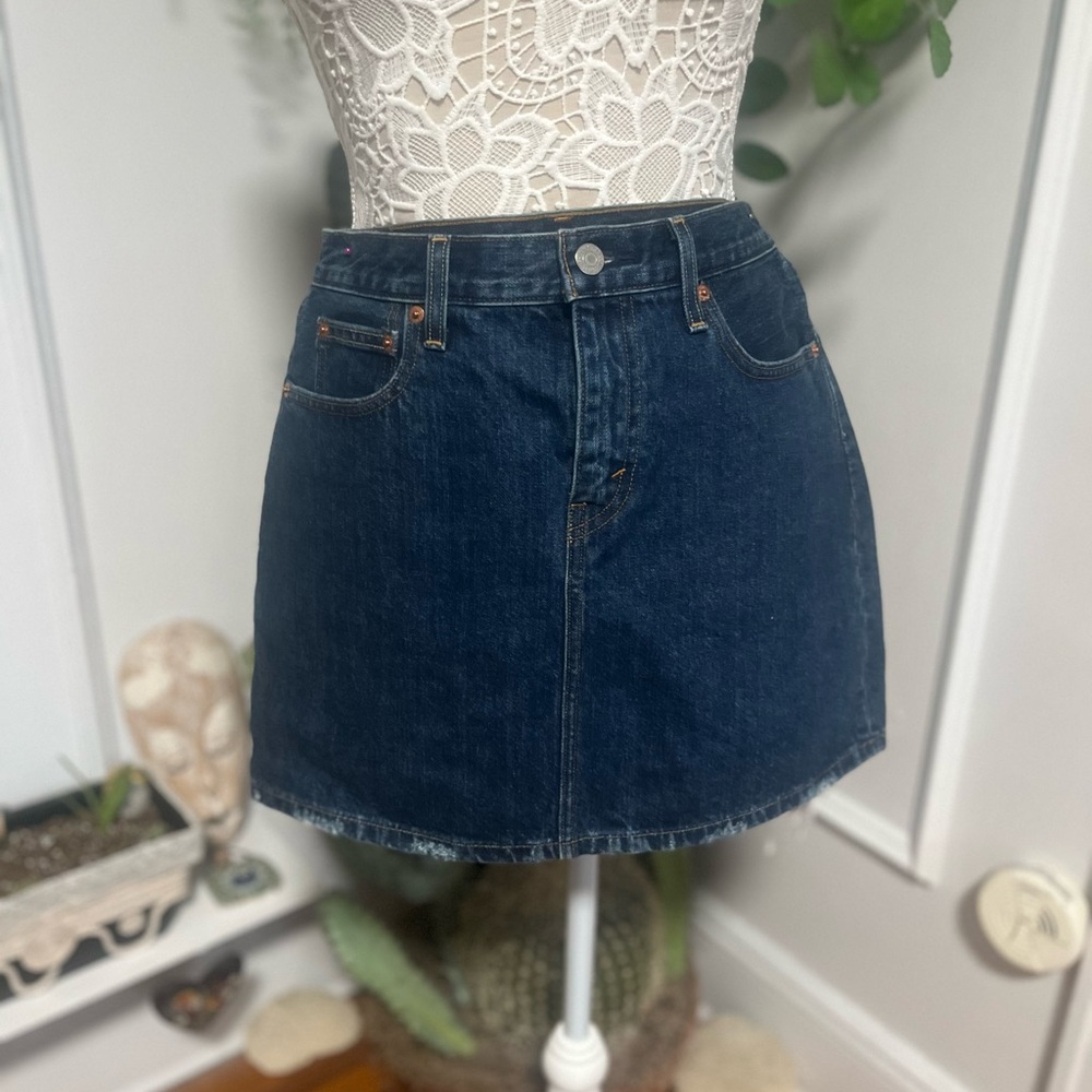 Lewis Classic Blue Denim Mini Skirt new never worn size 28